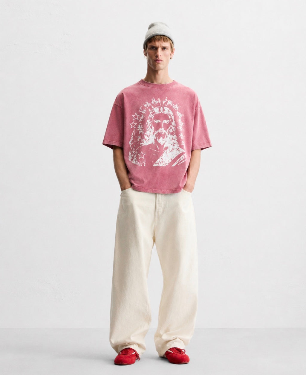 Jesús Salva Vidas Unisex Max Heavyweight Garment-Dyed T-Shirt Red